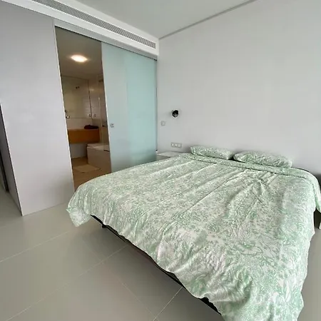 Med 1 Collection Higueron Apartment *
